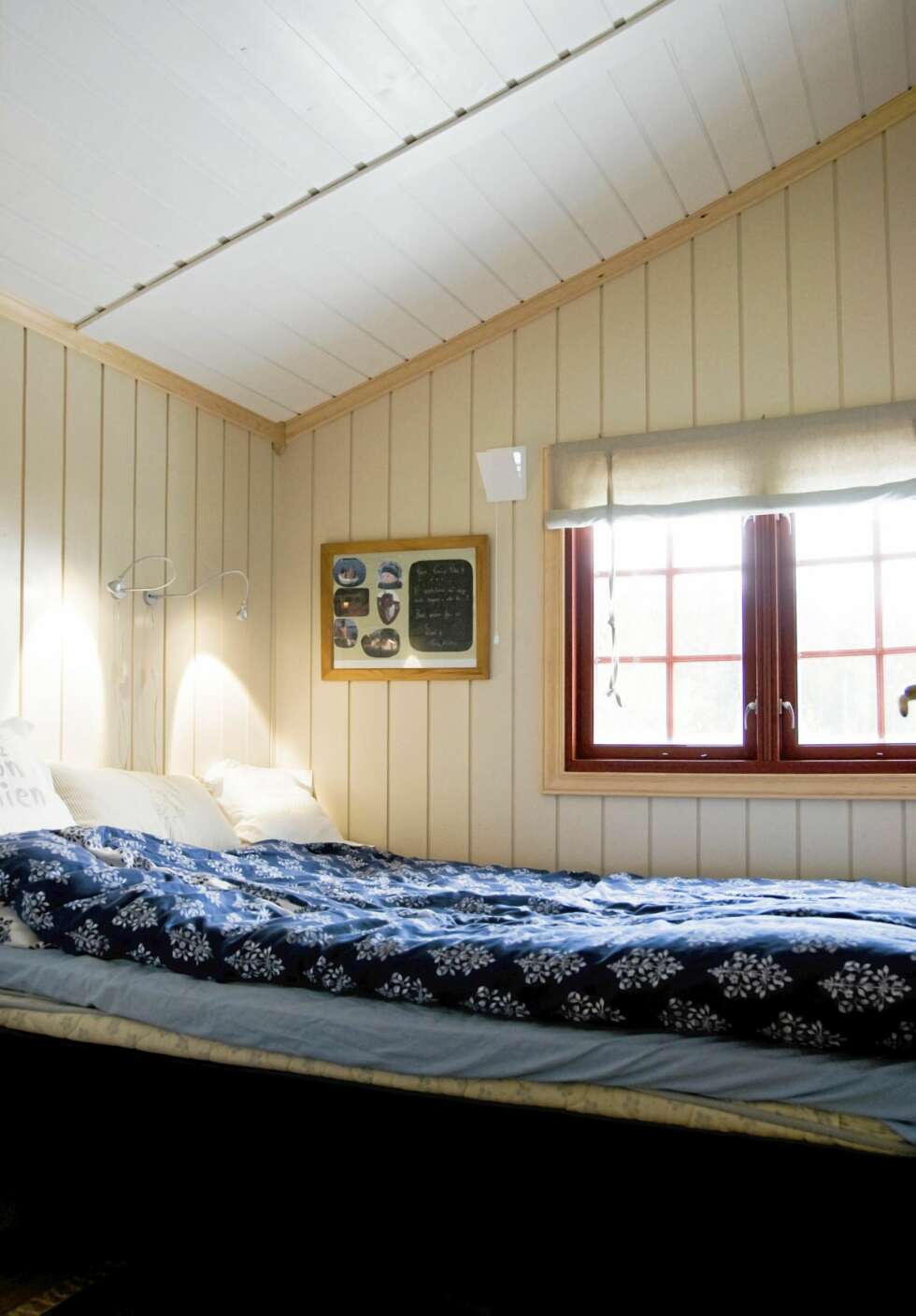 STØRRE SOVEROM: Soveromsdelen i den ene enden av hytta ble utvidet med én meter, som gjorde at soverommene ble mer rommelige. STØRRE SOVEROM: Soveromsdelen i den ene enden av hytta ble utvidet med én meter, som gjorde at soverommene ble mer rommelige.