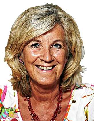 KARRIERERÅDGIVER: Mette Manus ved ManusMotivasjon tror at mange kvinner ikke klarer å ta til seg ros like mye som de tar til seg kritikk. FOTO: ManusMotivasjon. KARRIERERÅDGIVER: Mette Manus ved ManusMotivasjon tror at mange kvinner ikke klarer å ta til seg ros like mye som de tar til seg kritikk. FOTO: ManusMotivasjon.