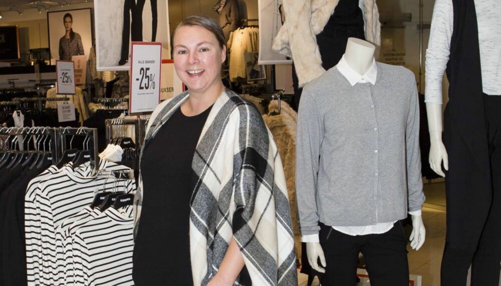 SPISEFORSTYRRELSE: Elin Therese greier fremdeles ikke å slappe av med mat. Men hun går ikke rundt i butikker med målebånd for å finne målene til utstillingsdukkene lenger, slik hun gjorde da hun var ung. SPISEFORSTYRRELSE: Elin Therese greier fremdeles ikke å slappe av med mat. Men hun går ikke rundt i butikker med målebånd for å finne målene til utstillingsdukkene lenger, slik hun gjorde da hun var ung.