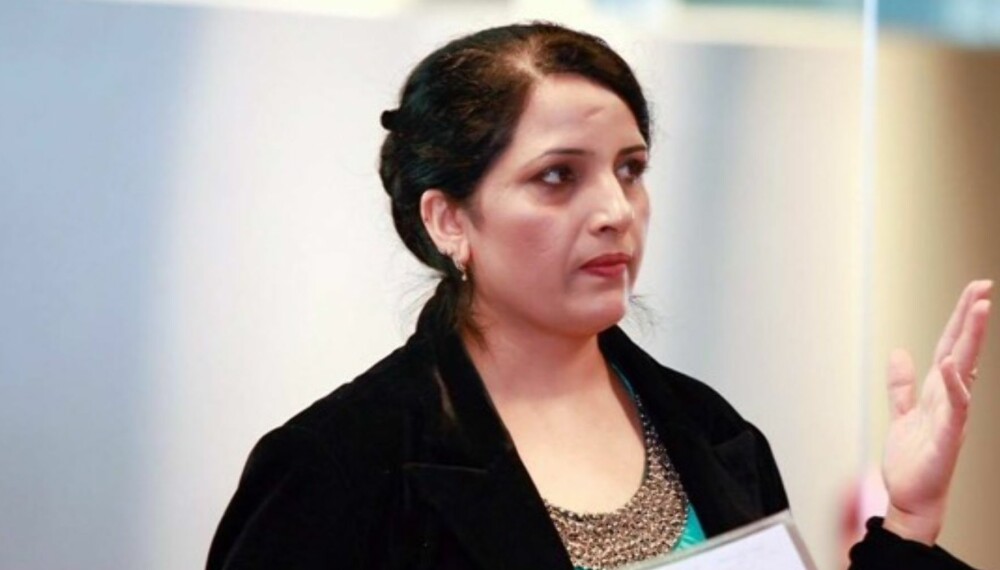 TOK GREP: Nasreen Begum visste ingenting om frivillighet da hun kom til Norge for 20 år siden. Nå har hun startet en mødrebevegelse blant minoriteskvinnene i bydelen sin. TOK GREP: Nasreen Begum visste ingenting om frivillighet da hun kom til Norge for 20 år siden. Nå har hun startet en mødrebevegelse blant minoriteskvinnene i bydelen sin.