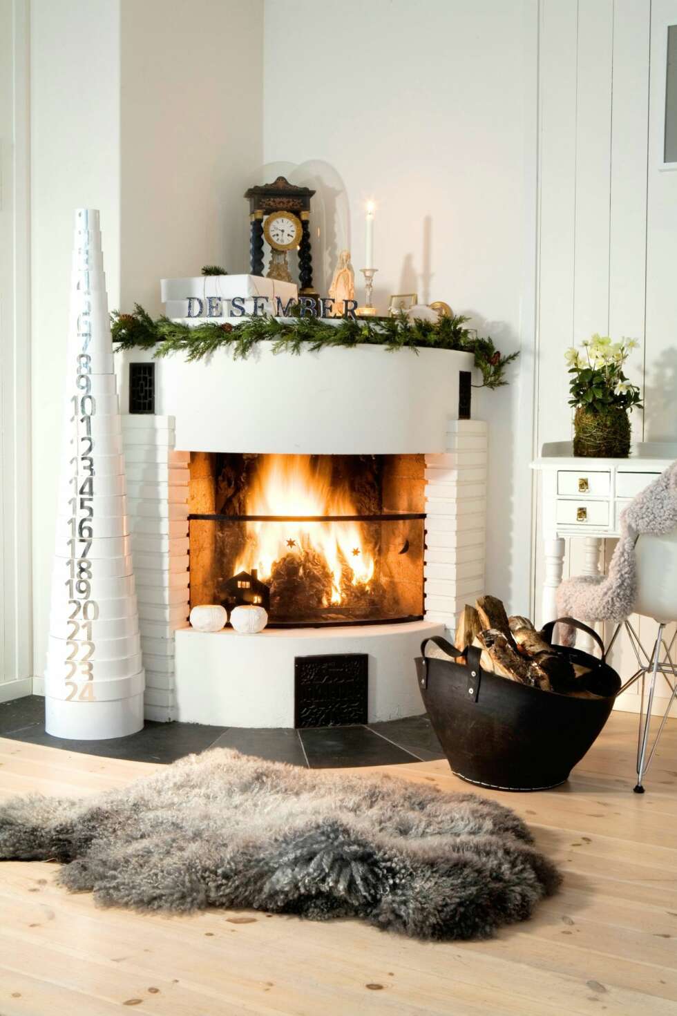 TÅRNFRID: Her kan gavene bokstavelig talt tårne seg opp. Kopier ideen, eller kjøp de ferdige eskene hos design3000.de eller amazon.co.uk. TÅRNFRID: Her kan gavene bokstavelig talt tårne seg opp. Kopier ideen, eller kjøp de ferdige eskene hos design3000.de eller amazon.co.uk.