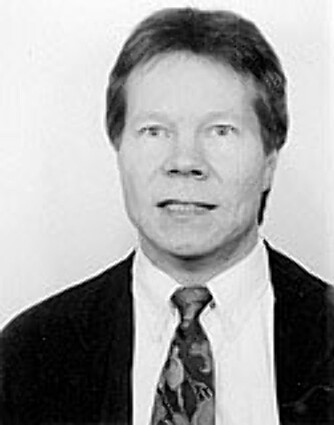 - Når selvtilliten blir redusert, er det lett å tro at det er noe galt med deg selv, da kjenner vi det enda tyngre å gå ut og selge seg selv til andre virksomheter, mener Geir Rune Arntsen, jobbrådgiver, karriererådgiver og daglig leder ved KarriereValg Norge. - Når selvtilliten blir redusert, er det lett å tro at det er noe galt med deg selv, da kjenner vi det enda tyngre å gå ut og selge seg selv til andre virksomheter, mener Geir Rune Arntsen, jobbrådgiver, karriererådgiver og daglig leder ved KarriereValg Norge.