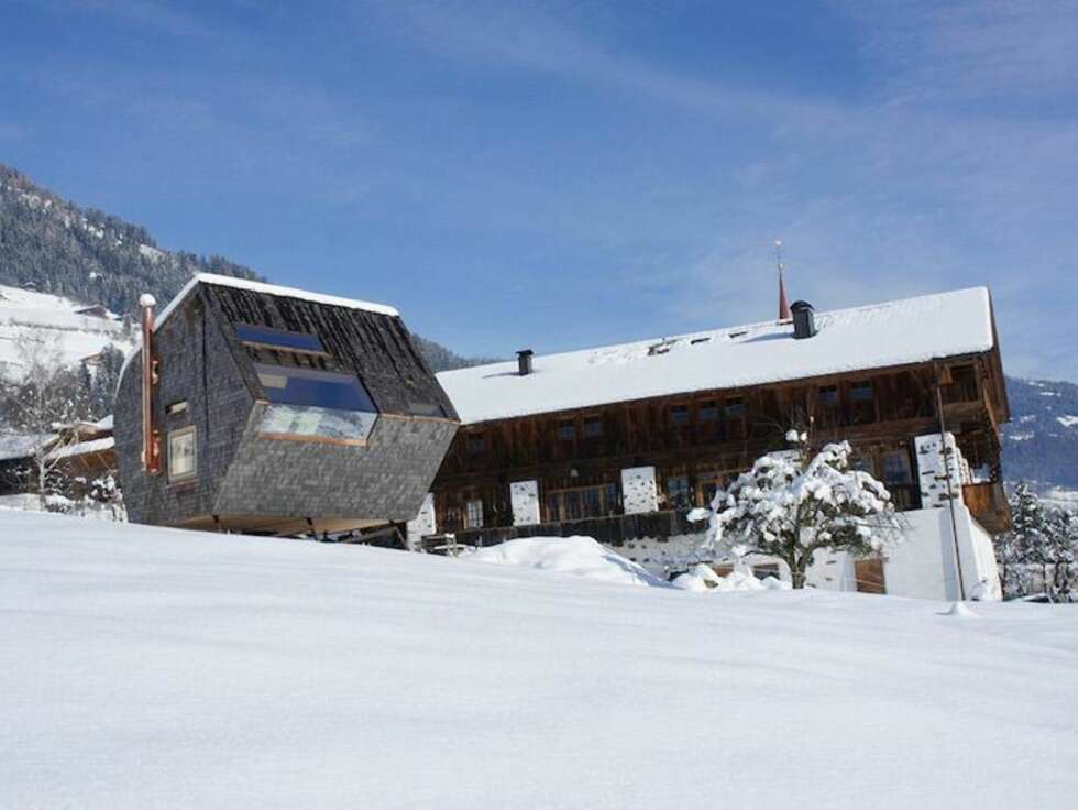 I ETT MED NATUREN: Arkitekten bak hytta ville at den skulle ha så liten effekt på naturen rundt som mulig. FOTO: Ufogel.at/ I ETT MED NATUREN: Arkitekten bak hytta ville at den skulle ha så liten effekt på naturen rundt som mulig. FOTO: Ufogel.at/
