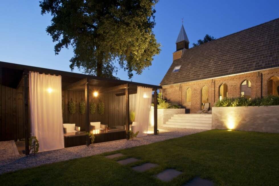 MYTT OG GAMMELT: Arkitektene har på en unik måte klart å beholde mye at det originale med kirken, til tross modernisering. MYTT OG GAMMELT: Arkitektene har på en unik måte klart å beholde mye at det originale med kirken, til tross modernisering.