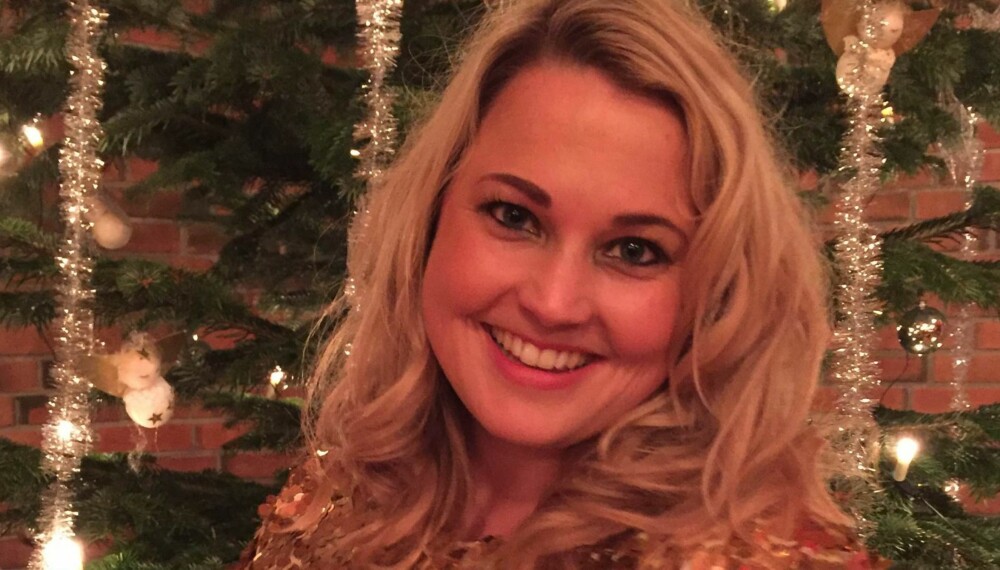 TURNÉ: Det er øyeblikkene av kontakt med publikum og av formidling av fellesskap og varme som driver Helene. TURNÉ: Det er øyeblikkene av kontakt med publikum og av formidling av fellesskap og varme som driver Helene.