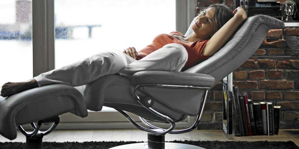STERK MERKEVARE: Stressless® er Ekornes hovedprodukt som eksporteres til alle verdenshjørner fra Sunnmøre. Stressless® er det sterkeste møbelvaremerket i Europa, antakelig i hele verden, ifølge Møbelrådet. STERK MERKEVARE: Stressless® er Ekornes hovedprodukt som eksporteres til alle verdenshjørner fra Sunnmøre. Stressless® er det sterkeste møbelvaremerket i Europa, antakelig i hele verden, ifølge Møbelrådet.
