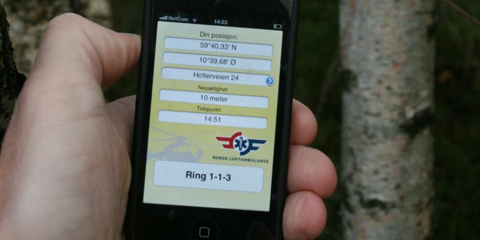 Nyttige apper. En av fjorårets mest populære julegaver var smarttelefoner og nettbrett. Elkjøp alene meldte om salg av hele 50 000 smarttelefoner i desember. Nyttige apper. En av fjorårets mest populære julegaver var smarttelefoner og nettbrett. Elkjøp alene meldte om salg av hele 50 000 smarttelefoner i desember.
