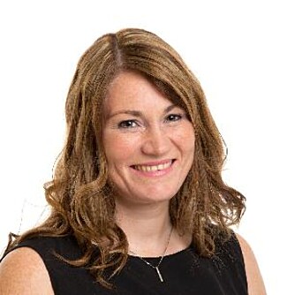 KONSTANT I JOBB: - Betegnelsen det grenseløse arbeidsliv er nok ganske treffende for dagens arbeidsmarked, sier Marit Christensen, førsteamanuensis ved Psykologisk institutt ved NTNU. KONSTANT I JOBB: - Betegnelsen det grenseløse arbeidsliv er nok ganske treffende for dagens arbeidsmarked, sier Marit Christensen, førsteamanuensis ved Psykologisk institutt ved NTNU.