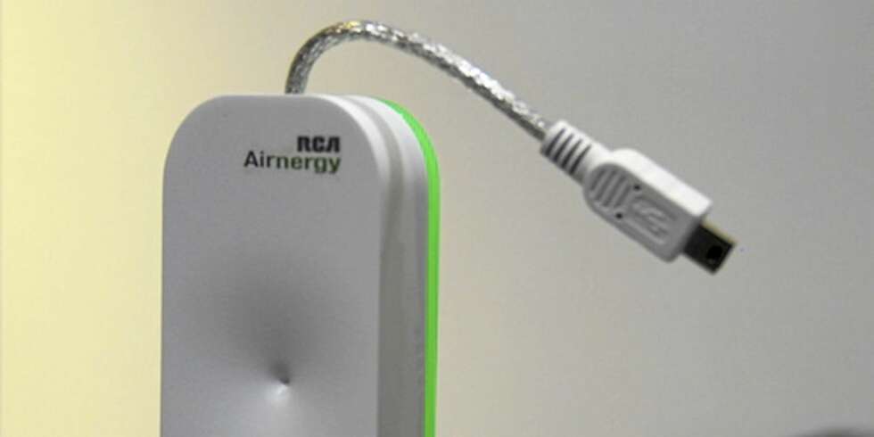 BLØFF? Airnergy Charger fra RCA, som henter strøm fra lufta, eller bare en godt lagd juksedings? BLØFF? Airnergy Charger fra RCA, som henter strøm fra lufta, eller bare en godt lagd juksedings?