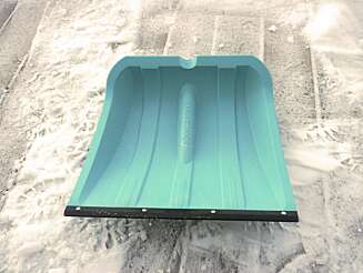 SMAL: Dette er den smale skuffa med plastkant. Bredde 40 cm. SMAL: Dette er den smale skuffa med plastkant. Bredde 40 cm.