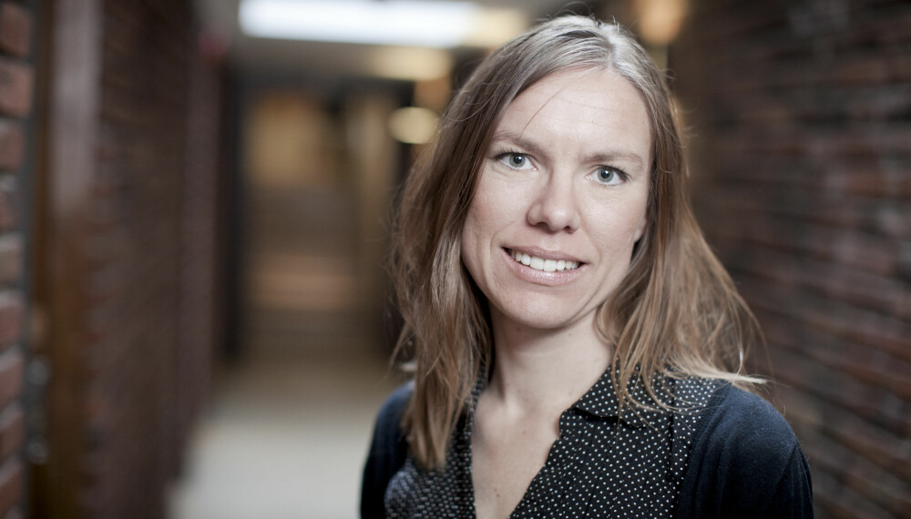 VIKTIG TEMA: Valgforsker Signe Bock Segaard ved Institutt for samfunnsforskning sier det er viktig å belyse likestilling i politikken. - I Danmark er det nærmest tabu å snakke om, og det gir utslag. Selv om det ikke finnes enkle løsninger er det viktig at det settes på dagsorden, sier hun. VIKTIG TEMA: Valgforsker Signe Bock Segaard ved Institutt for samfunnsforskning sier det er viktig å belyse likestilling i politikken. - I Danmark er det nærmest tabu å snakke om, og det gir utslag. Selv om det ikke finnes enkle løsninger er det viktig at det settes på dagsorden, sier hun.