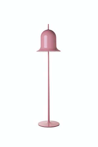 YNDIG: Moooi sin lampe Lolita er romantisk og feminin i uttrykket. YNDIG: Moooi sin lampe Lolita er romantisk og feminin i uttrykket.