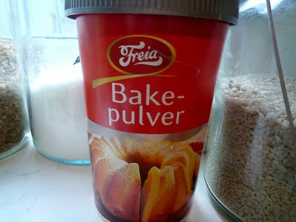 MAN TAGER HVA MAN HAVER: Utrolig, men sant. Bakepulver kan brukes til å rengjøre det meste. MAN TAGER HVA MAN HAVER: Utrolig, men sant. Bakepulver kan brukes til å rengjøre det meste.