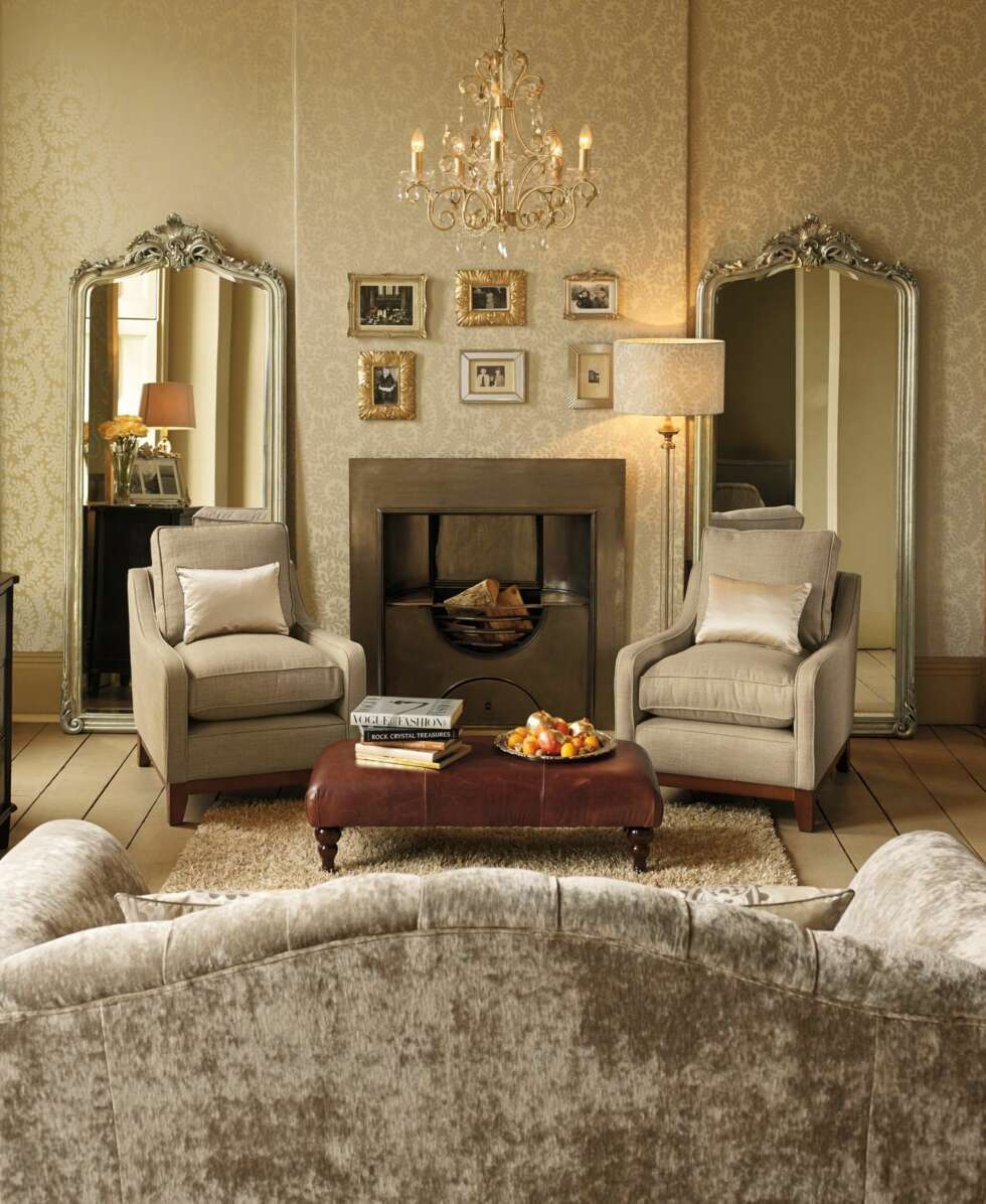 Britiske Laura Ashley med en moderne vri på den herskapelige stilen. Britiske Laura Ashley med en moderne vri på den herskapelige stilen.