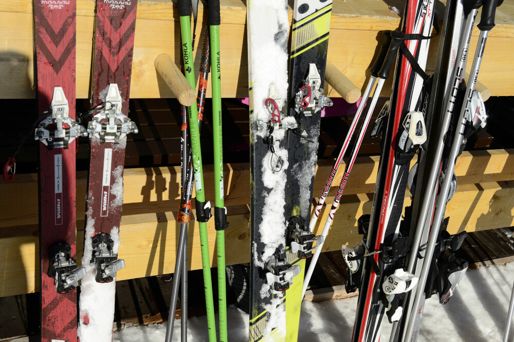 SPORTSUTSTYR: Har du fortsatt skiene barna brukte da de var små stående i boden? Eller hadde dere en gang store planer om å begynne å padle kajakk? Om dere ikke bruker det er det garantert noen andre som vil. SPORTSUTSTYR: Har du fortsatt skiene barna brukte da de var små stående i boden? Eller hadde dere en gang store planer om å begynne å padle kajakk? Om dere ikke bruker det er det garantert noen andre som vil.