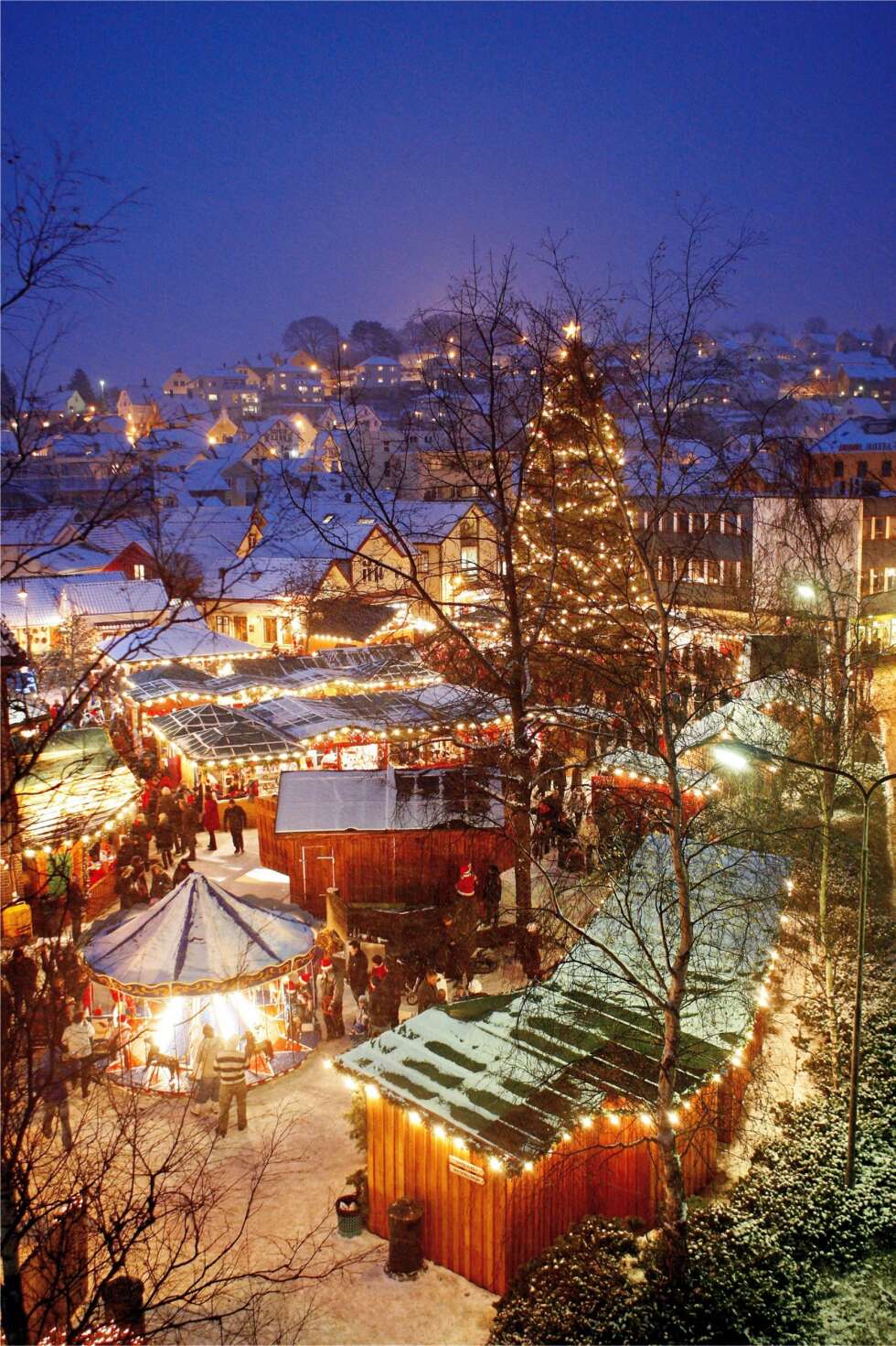 Inspirert av tyske julebyer har ildsjeler laget en norsk variant i Egersund, full av julestemning. Inspirert av tyske julebyer har ildsjeler laget en norsk variant i Egersund, full av julestemning.