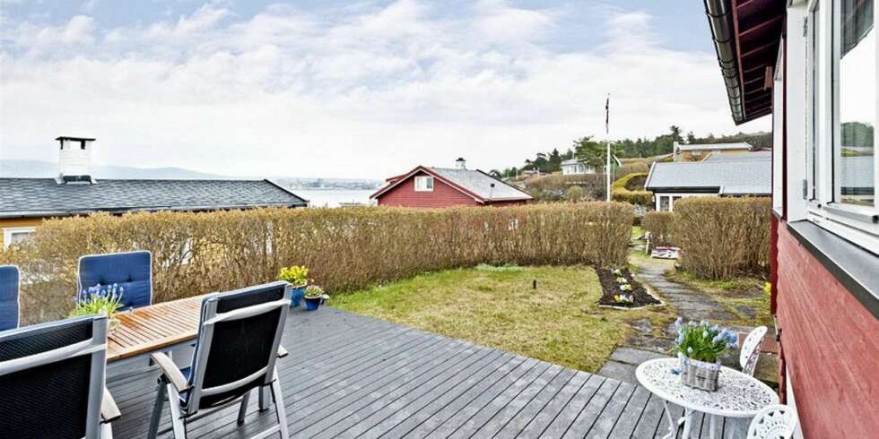 LINDØYA: Prisantydning 3.390 000 kroner. Primærrom 38 kvadratmeter med to soverom. Byggår 1950. LINDØYA: Prisantydning 3.390 000 kroner. Primærrom 38 kvadratmeter med to soverom. Byggår 1950.