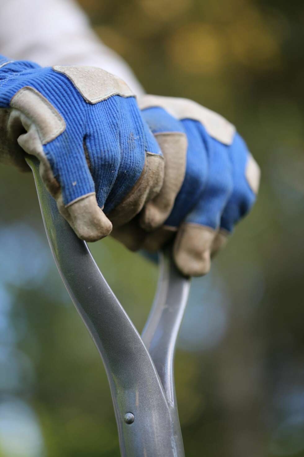 RENT VANN: Det finnes mange veier til drikkevann. Billige og arbeidskrevende eller dyre med vannet levert rett i springen. RENT VANN: Det finnes mange veier til drikkevann. Billige og arbeidskrevende eller dyre med vannet levert rett i springen.