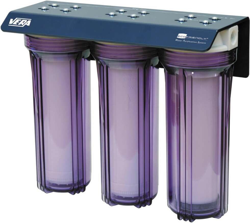UNIVERSALFILTER: Dette filteret er laget for vannkilder med ekstra dårlig vannkvalitet. Det kombinerer mange filterteknologier og fjerner store og små partikler pluss mikrobene i drikkevannet. Kr 3690. UNIVERSALFILTER: Dette filteret er laget for vannkilder med ekstra dårlig vannkvalitet. Det kombinerer mange filterteknologier og fjerner store og små partikler pluss mikrobene i drikkevannet. Kr 3690.