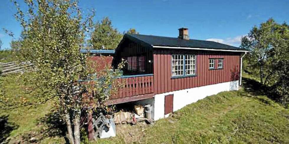 HYTTEDRØM PÅ FJELLET: Er du på jakt etter en greit rimelig hytte til vinteren. Det finnes godt over 450 tilgjengelig på markedet med prislapp under 1,5 millioner. Denne ligger på Søndre Fjellstølen i Valdres. HYTTEDRØM PÅ FJELLET: Er du på jakt etter en greit rimelig hytte til vinteren. Det finnes godt over 450 tilgjengelig på markedet med prislapp under 1,5 millioner. Denne ligger på Søndre Fjellstølen i Valdres.