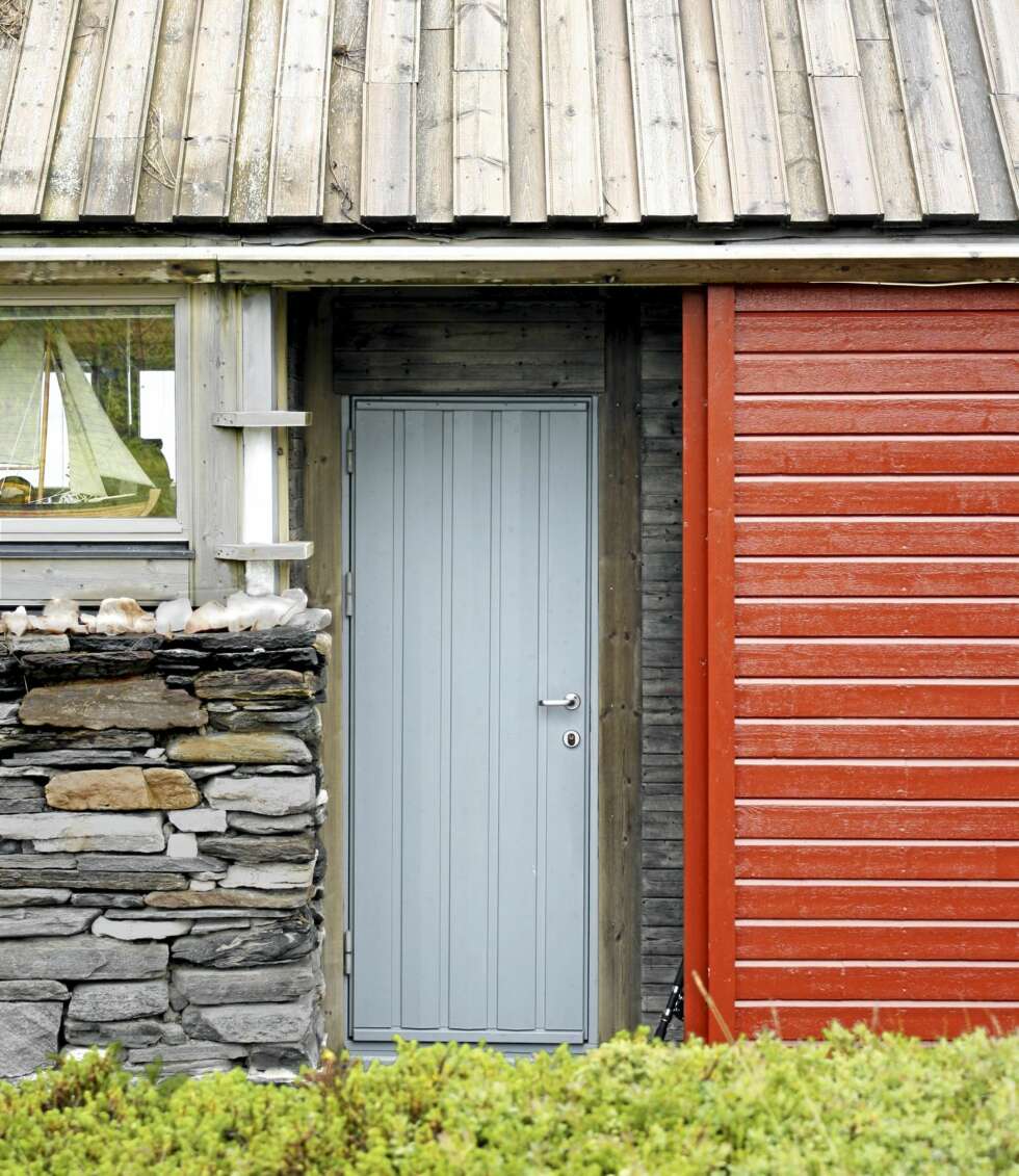 ET LITE STYKKE NORD-NORGE: I inngangspartiet ser du former, farger og materialer som minner oss om båtnaust og bolighus langs norskekysten. ET LITE STYKKE NORD-NORGE: I inngangspartiet ser du former, farger og materialer som minner oss om båtnaust og bolighus langs norskekysten.