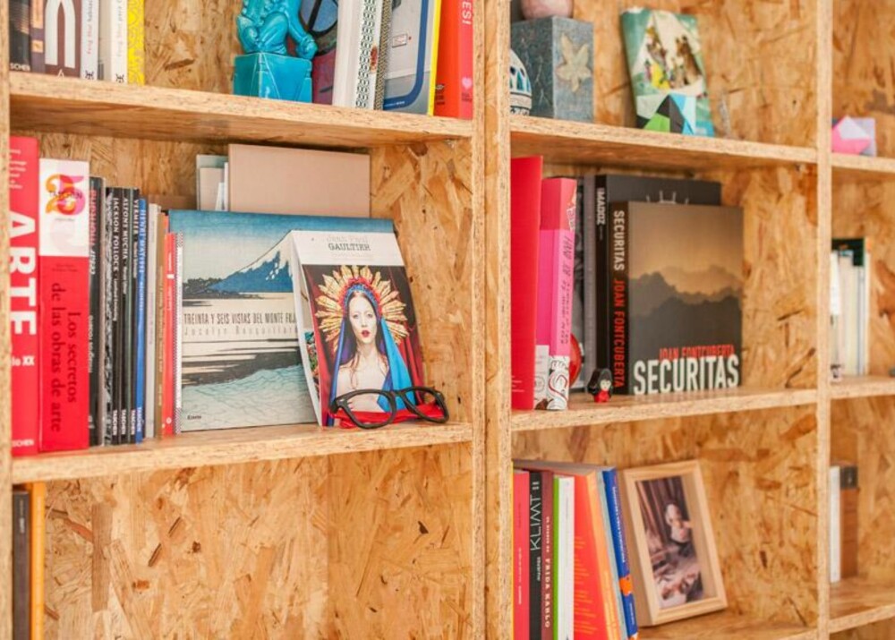 OPPBEVARING: For eieren av dette huset var det viktig å få plass til alle tingene sine. FOTO: Javier de Paz García OPPBEVARING: For eieren av dette huset var det viktig å få plass til alle tingene sine. FOTO: Javier de Paz García