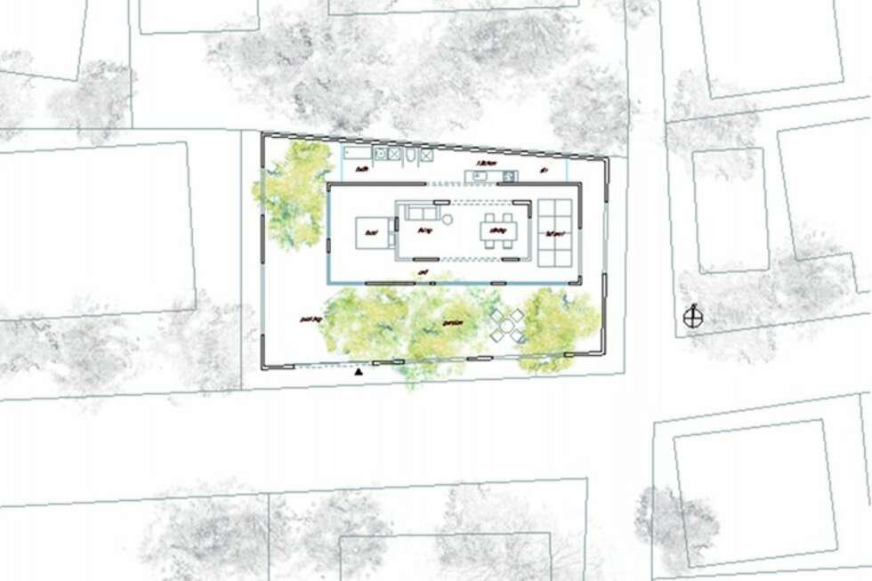 NYTENKENDE OG TRADISJONELT: Arkitektene påstår at de var inspirert av en gammel japansk teknikk for bretting av papir da de tegnet dette huset. NYTENKENDE OG TRADISJONELT: Arkitektene påstår at de var inspirert av en gammel japansk teknikk for bretting av papir da de tegnet dette huset.