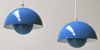 PANTON-LAMPER: Et par av Verner Pantons Flower pot-pendler lå ute hos Lauritz.com til 2300 kroner for begge. Nypris er ca 1900 per stykk. FOTO: Lauritz.com. PANTON-LAMPER: Et par av Verner Pantons Flower pot-pendler lå ute hos Lauritz.com til 2300 kroner for begge. Nypris er ca 1900 per stykk. FOTO: Lauritz.com.