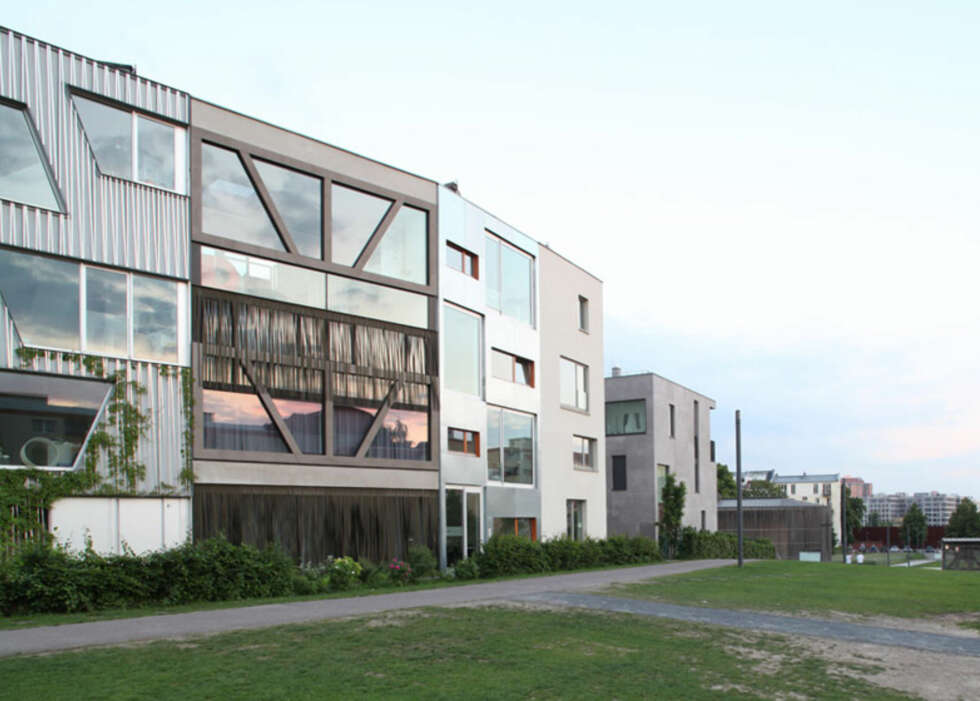 BERLIN: Dette byhuset er langt mer overraskende på innsiden enn det er på utsiden. BERLIN: Dette byhuset er langt mer overraskende på innsiden enn det er på utsiden.