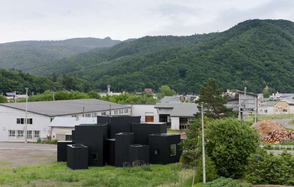 NORD-JAPAN: Huset ligger i nord-Japan i en liten by i Hokkaido. NORD-JAPAN: Huset ligger i nord-Japan i en liten by i Hokkaido.