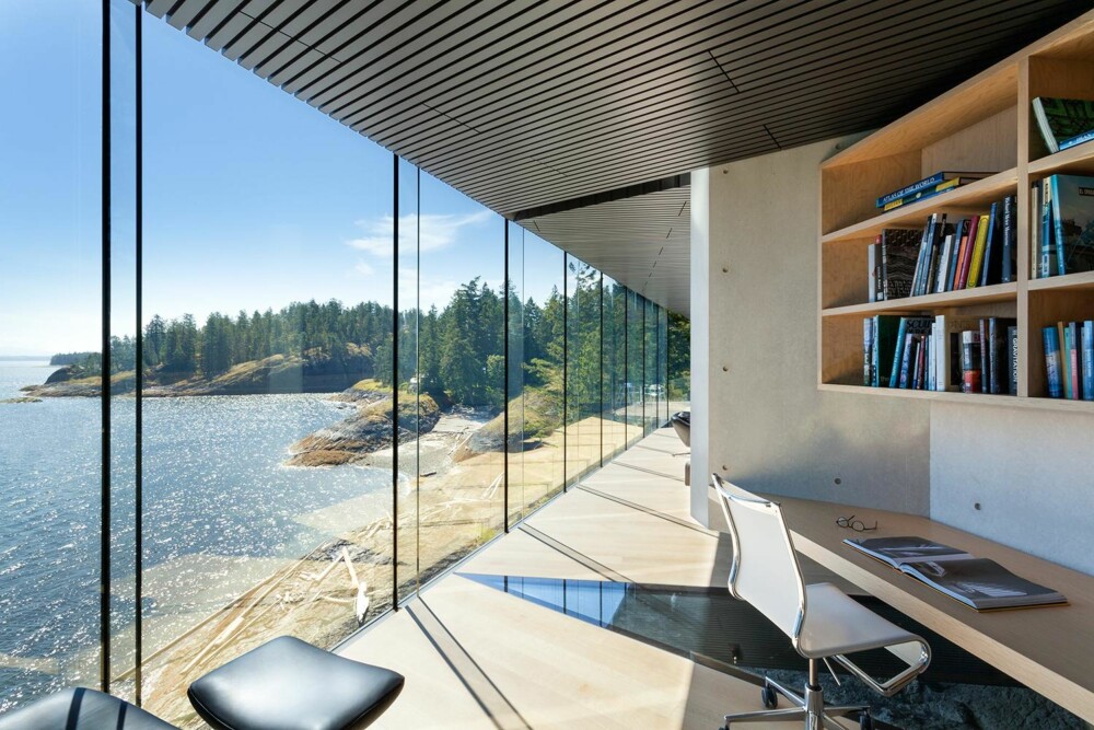 ARBEIDSRO: En slik arbeidsplass bør gi den ro man trenger. (FOTO: James Dow/Patkau architects) ARBEIDSRO: En slik arbeidsplass bør gi den ro man trenger. (FOTO: James Dow/Patkau architects)