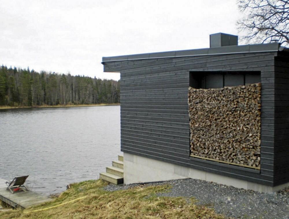 ANNEKS: Nede ved sjøen ligger et lite anneks. ANNEKS: Nede ved sjøen ligger et lite anneks.