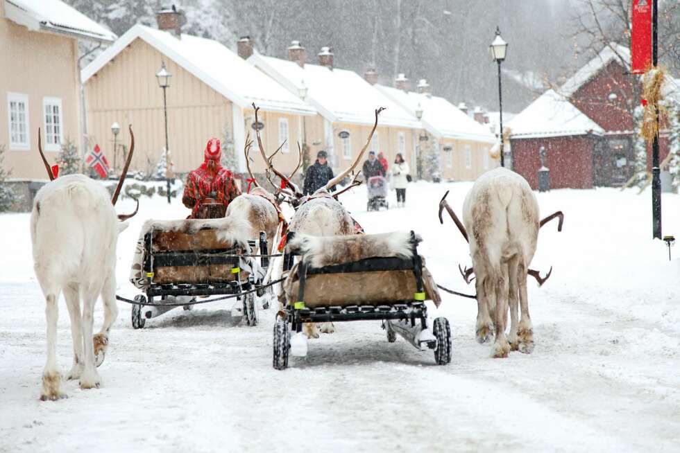 JULEMARKED I NORGE: Jul på Bærums verk har fokus på å samle delikat design, solid håndverk, god mat og nydelig kunst i vakre omgivelser. JULEMARKED I NORGE: Jul på Bærums verk har fokus på å samle delikat design, solid håndverk, god mat og nydelig kunst i vakre omgivelser.