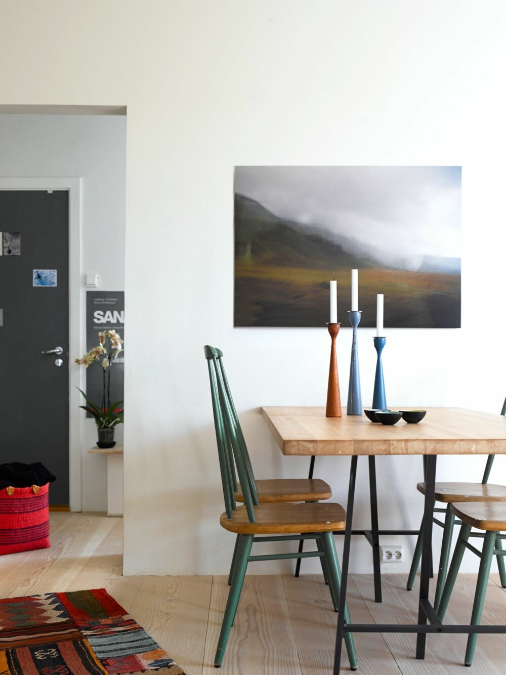 STORTRIVES: Beboerne stortrives i den lille, fuksjonelle leiligheten. STORTRIVES: Beboerne stortrives i den lille, fuksjonelle leiligheten.