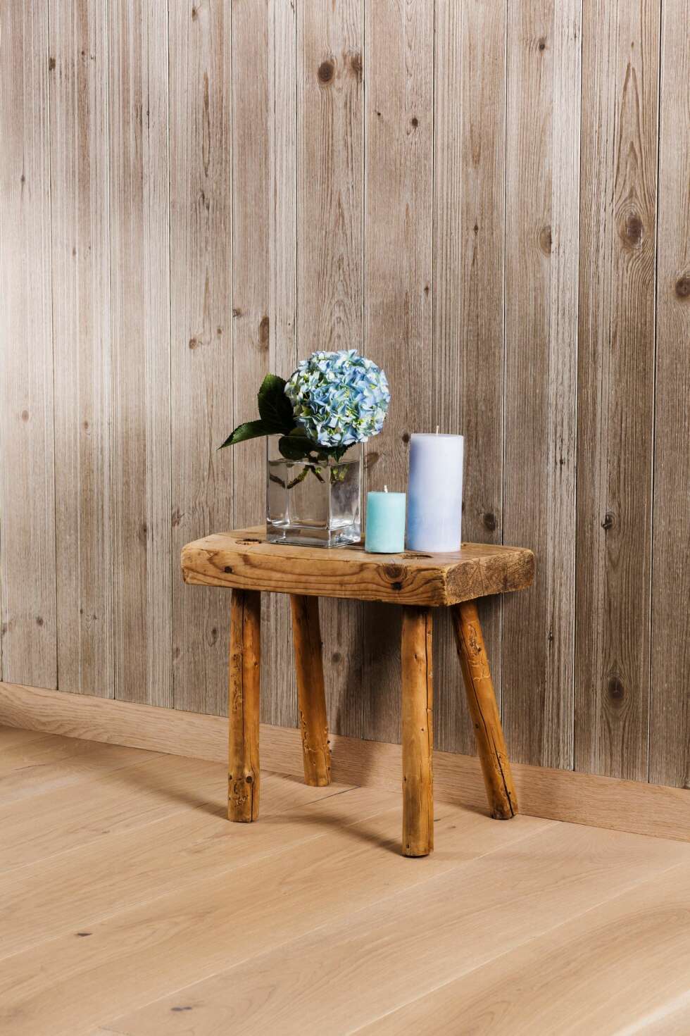 1. PREMIE: Gavekort fra Moelven Wood med en verdi på hele 35 000 kroner! Med premien kan du kjøpe deg det du trenger til hytta - innvendig eller utvendig. Den kan hentes ut på alle byggevarehus som fører produkter fra Moelven. 1. PREMIE: Gavekort fra Moelven Wood med en verdi på hele 35 000 kroner! Med premien kan du kjøpe deg det du trenger til hytta - innvendig eller utvendig. Den kan hentes ut på alle byggevarehus som fører produkter fra Moelven.