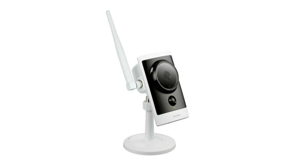 3. PREMIE: En sikkerhetspakke fra D-Link. Den består av ett utendørs- og to innendørs kamera, én ruter og én nettverkslagringsstasjon. Med denne løsningen kan du følge med på videooverføring fra hytta direkte til din smarttelefon eller nettbrett hjemme. Verdi ca. 7000 kroner.
3. PREMIE: En sikkerhetspakke fra D-Link. Den består av ett utendørs- og to innendørs kamera, én ruter og én nettverkslagringsstasjon. Med denne løsningen kan du følge med på videooverføring fra hytta direkte til din smarttelefon eller nettbrett hjemme. Verdi ca. 7000 kroner.