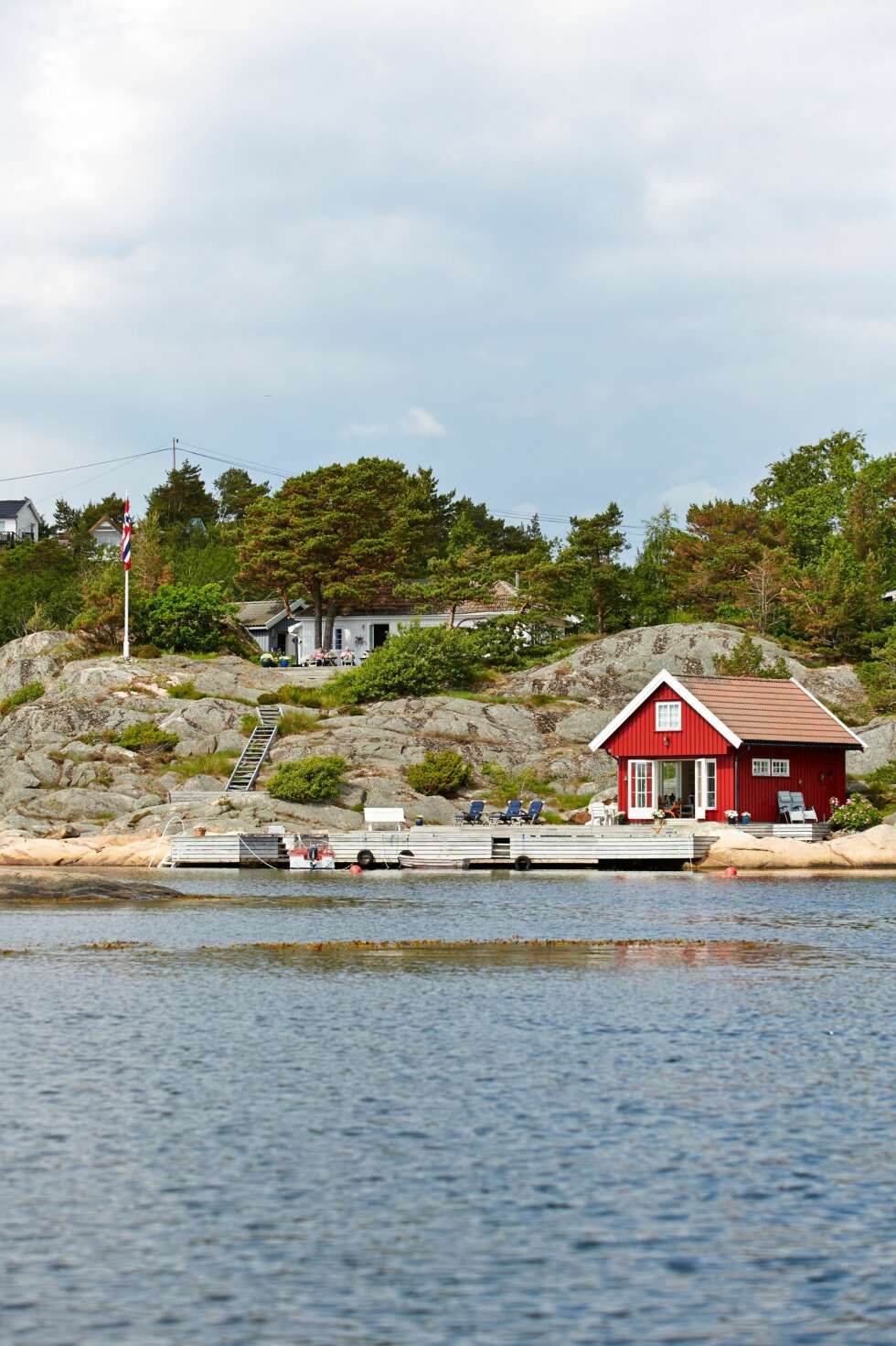 FJORÅRETS VINNER: I 2014 vant Tina Nyquist og familien konkurransen med hytta i Paradisbukta i Søgne. FJORÅRETS VINNER: I 2014 vant Tina Nyquist og familien konkurransen med hytta i Paradisbukta i Søgne.