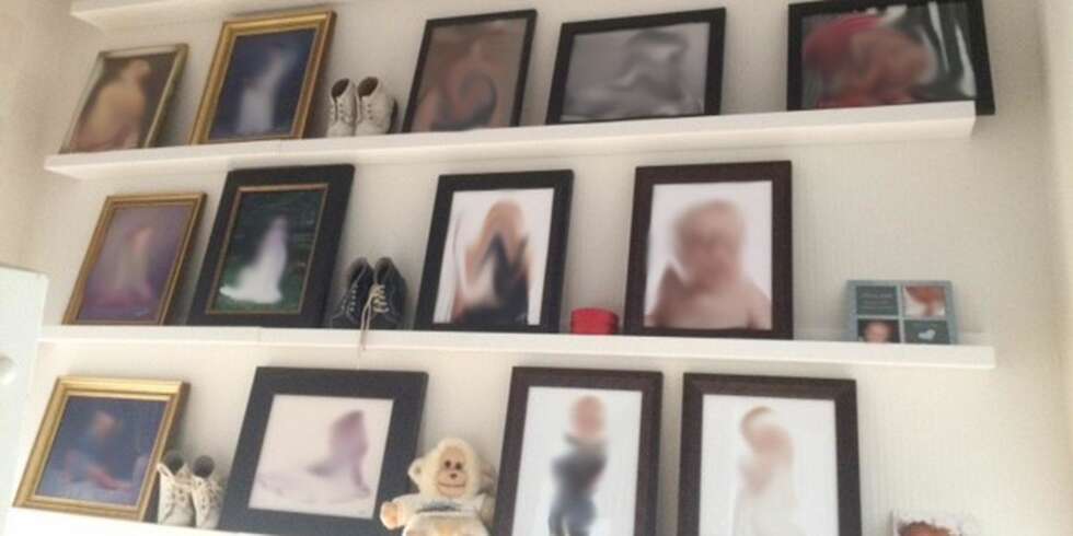 PRAKTISK: Ved bruk av bildelister kan man variere hvilke bilder som står hvor og legge til detaljer som barnesko og bamser. PRAKTISK: Ved bruk av bildelister kan man variere hvilke bilder som står hvor og legge til detaljer som barnesko og bamser.