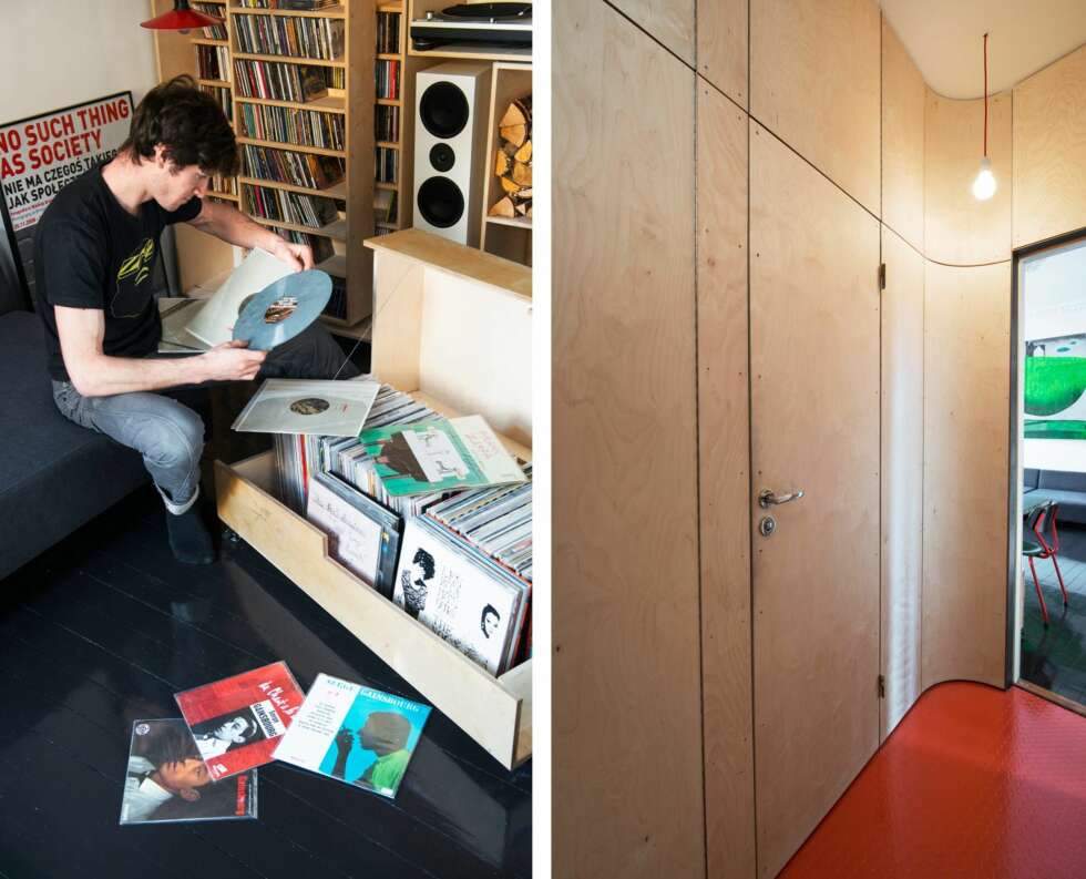 MYE VINYL: Quentin er blant dem som foretrekker lyden av vinyl. Det har skapt behov for kreative oppbevaringsløsninger, som en rullende sittebenk med lokk. Her bor Brassens, Gainsbourg og Zappa.
KRYSSFINER: Skapveggen utgjør en ensartet flate av kryssfiner i entreen. Dørvrideren markerer døren til badet. Skapfrontene er grepsløse. MYE VINYL: Quentin er blant dem som foretrekker lyden av vinyl. Det har skapt behov for kreative oppbevaringsløsninger, som en rullende sittebenk med lokk. Her bor Brassens, Gainsbourg og Zappa.
KRYSSFINER: Skapveggen utgjør en ensartet flate av kryssfiner i entreen. Dørvrideren markerer døren til badet. Skapfrontene er grepsløse.