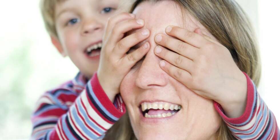 BLIND: Anne-Mette synes det er upraktisk at hun ikke kan se, men det er ingen katastrofe. BLIND: Anne-Mette synes det er upraktisk at hun ikke kan se, men det er ingen katastrofe.