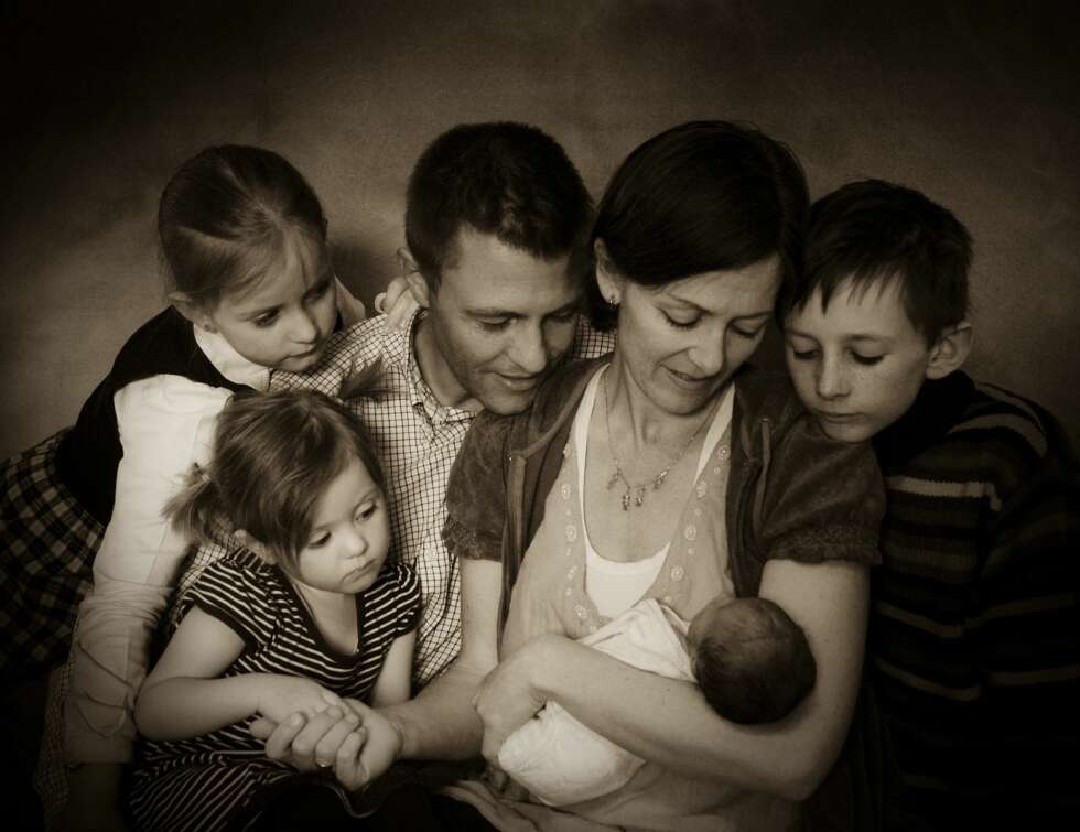 MINNER: Hele familien samlet seg rundt Evy Kristine. MINNER: Hele familien samlet seg rundt Evy Kristine.