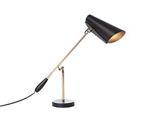 GODT LYS: Lampen Birdy finnes i forskjellige varianter. GODT LYS: Lampen Birdy finnes i forskjellige varianter.