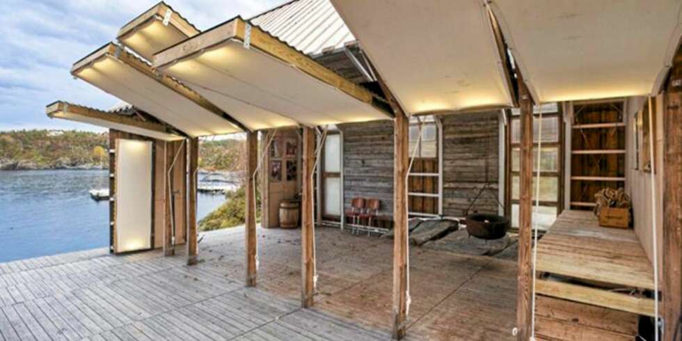 I SÆRKLASSE: Både den spesielle formen på den nygamle sjøboden og alle de uvante funksjonene tar pusten fra oss. Design: Tyin tegnestue Arkitekter. I SÆRKLASSE: Både den spesielle formen på den nygamle sjøboden og alle de uvante funksjonene tar pusten fra oss. Design: Tyin tegnestue Arkitekter.