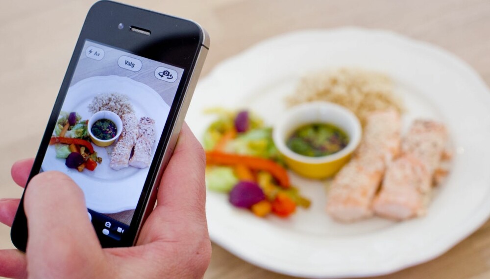 DETTE ER UT: "Bare en kjedelig tirsdagsmiddag i dag. Men lillegull spiste heldigvis opp all laksen og grønnsakene. #hjemmelaget #instafood #barnemat #lillegull" DETTE ER UT: "Bare en kjedelig tirsdagsmiddag i dag. Men lillegull spiste heldigvis opp all laksen og grønnsakene. #hjemmelaget #instafood #barnemat #lillegull"