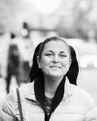 DESIGNER SMYKKER: Kanskje blir man ekstra kreativ av å ha dårlig råd? Runa elsker å designe smykker. DESIGNER SMYKKER: Kanskje blir man ekstra kreativ av å ha dårlig råd? Runa elsker å designe smykker.