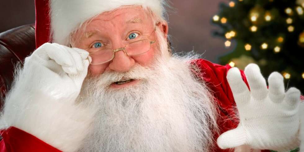 IKKE TA JULENISSEN: Det kan oppstå sjalusi rundt gavene, men ta opp problemet før jul, ikke fly på julenissen foran hele slekta. IKKE TA JULENISSEN: Det kan oppstå sjalusi rundt gavene, men ta opp problemet før jul, ikke fly på julenissen foran hele slekta.