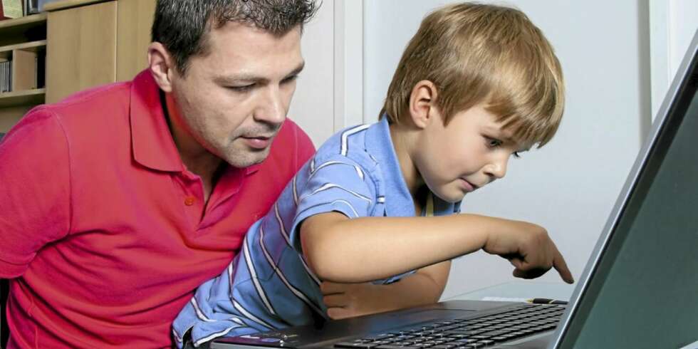 PAPPA PÅ NETT: Bloggpappaene er ikke like mange som bloggmammaene - ennå. PAPPA PÅ NETT: Bloggpappaene er ikke like mange som bloggmammaene - ennå.