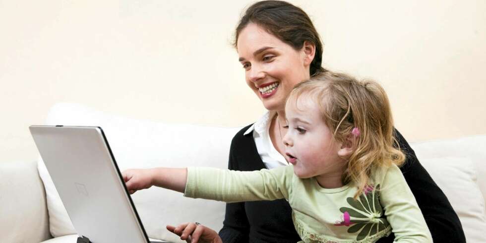 MAMMA PÅ NETT: Flere tusen mammaer blogger om livet sitt med verden som publikum. FOTO: iStock MAMMA PÅ NETT: Flere tusen mammaer blogger om livet sitt med verden som publikum. FOTO: iStock