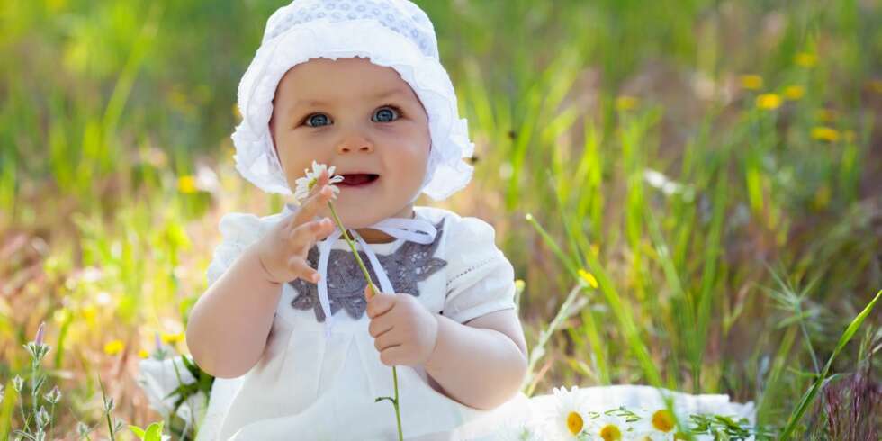 SØT BABY: Tror du det er en sammenheng mellom hvor søt man er som baby, og hvor attraktiv man er senere i livet? SØT BABY: Tror du det er en sammenheng mellom hvor søt man er som baby, og hvor attraktiv man er senere i livet?
