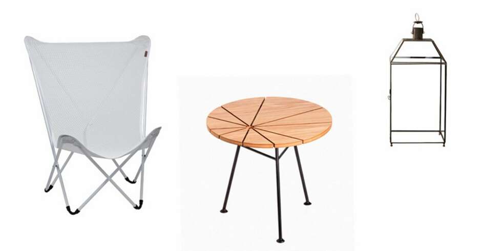 STRAMME DETALJER: Maxi pop up stol, kr 435, designdelicatessen.dk, BamBam bord kommer i to størrelser (ta det med inn etter bruk),
ca. kr 2350/ 2860, designdelicatessen.dk, og lykt i jern og glass fra Tine K home, 68 cm høyt, kr 1299, bolina.no. STRAMME DETALJER: Maxi pop up stol, kr 435, designdelicatessen.dk, BamBam bord kommer i to størrelser (ta det med inn etter bruk),
ca. kr 2350/ 2860, designdelicatessen.dk, og lykt i jern og glass fra Tine K home, 68 cm høyt, kr 1299, bolina.no.